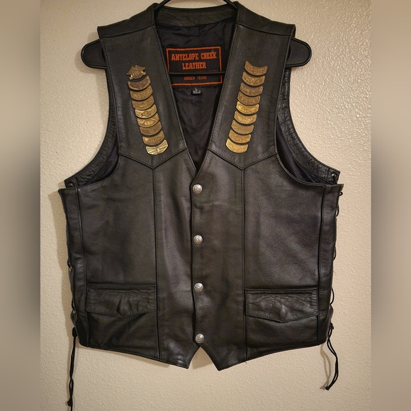 Harley-Davidson leather vest - Picture 1 of 7